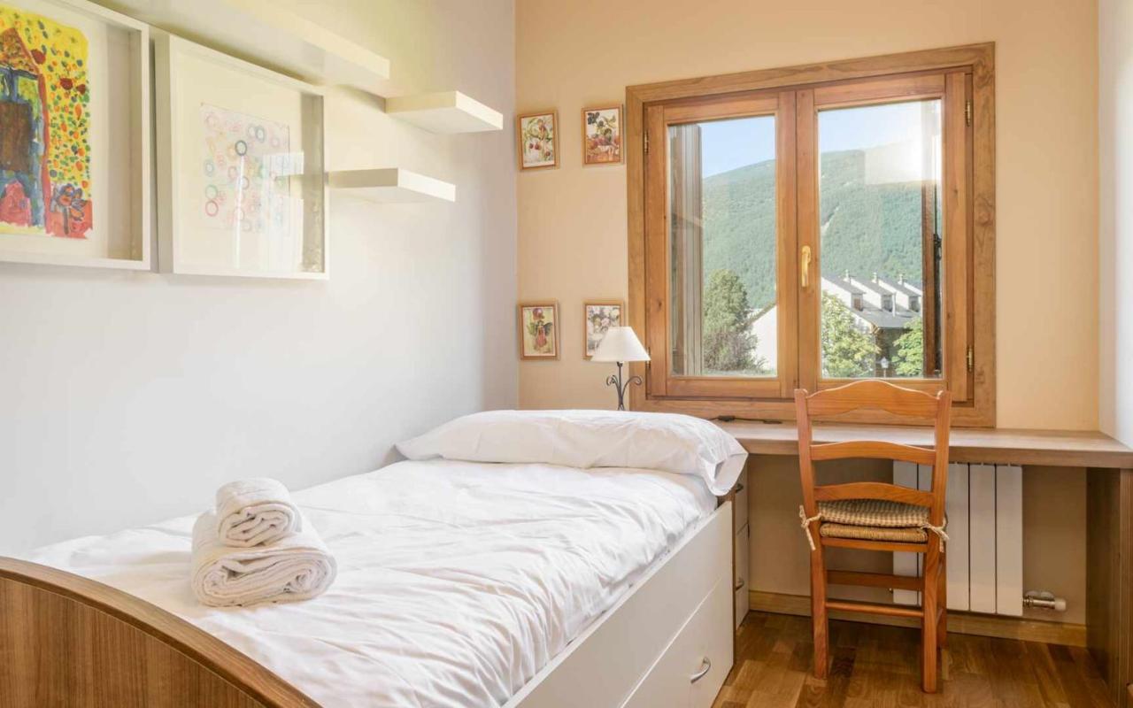 Casa Collarada Confort Villanua Ngoại thất bức ảnh