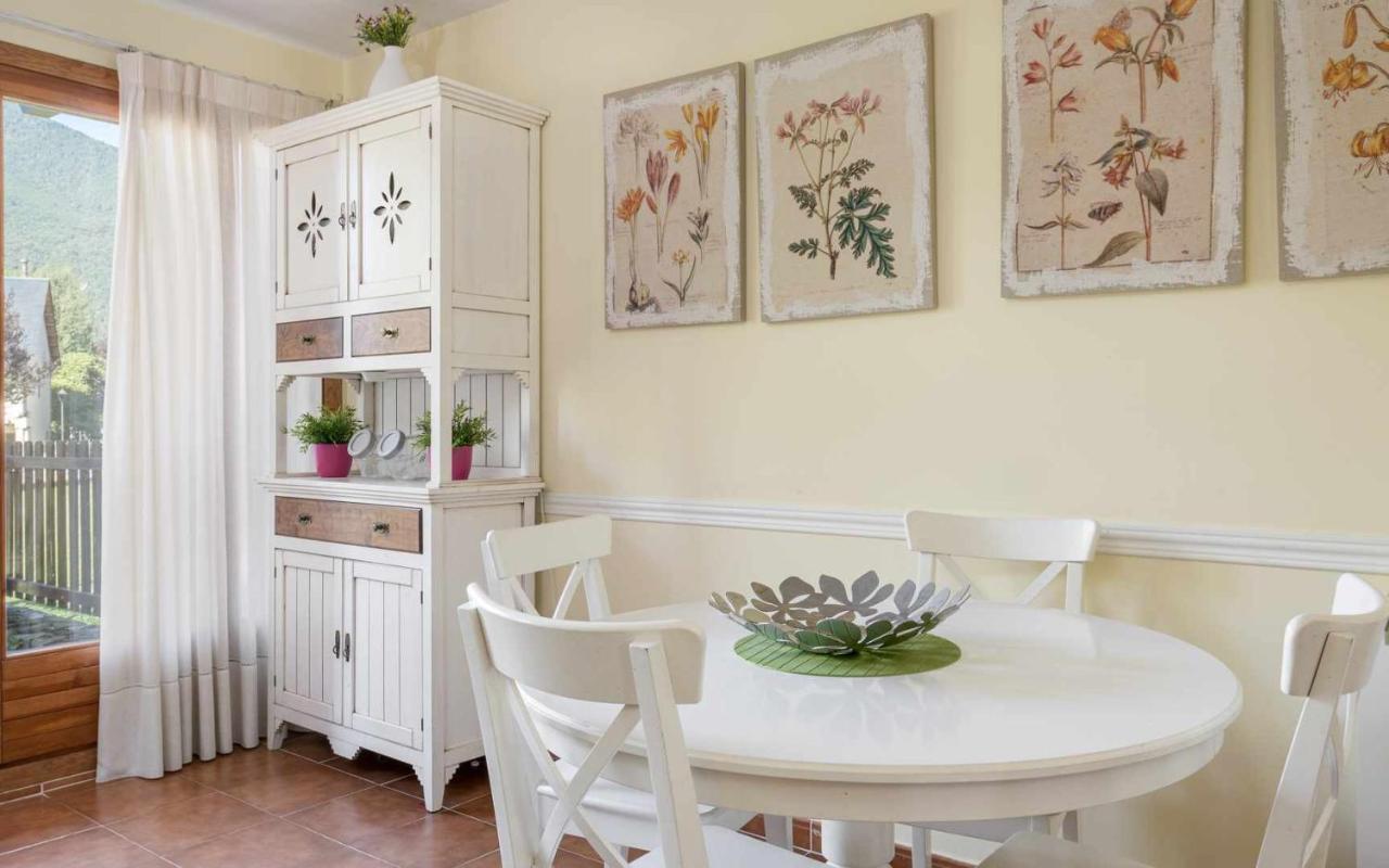 Casa Collarada Confort Villanua Ngoại thất bức ảnh