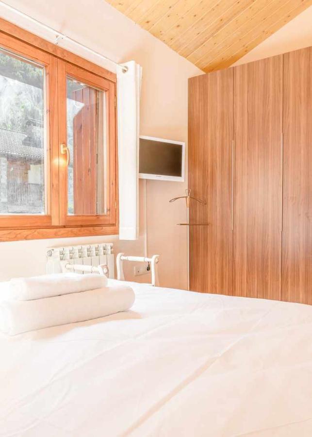 Casa Collarada Confort Villanua Ngoại thất bức ảnh